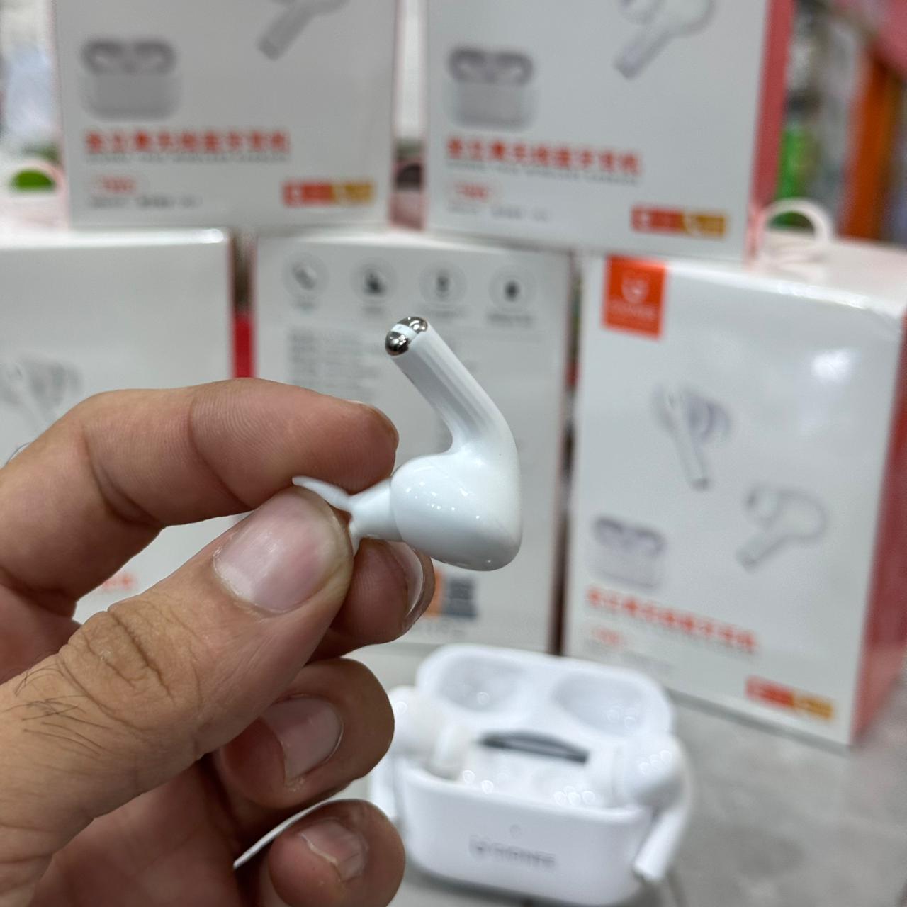 Gionee True Wireless Earbuds – V5.4 Bluetooth | 300mAh Charging Case | Touch Control | Voice Assistant