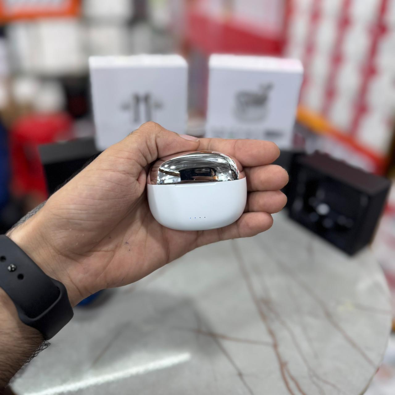 Samsung Buds 3 Pro – Ultra Low Power, 25m Range, Deep Bass, Touch Control