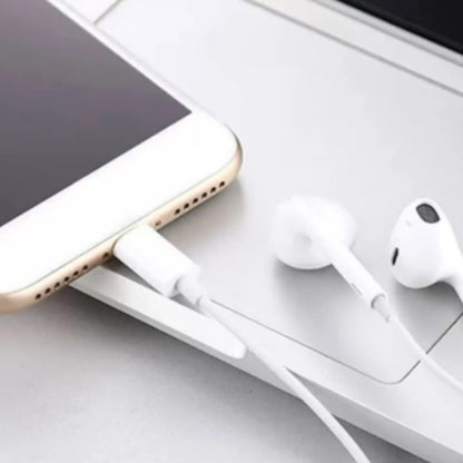 Apple EarPods Headphones with Lightning Connector, Wired Ear Buds for iPhone with Built-in Remote to Control Music, Phone Calls, and Volume