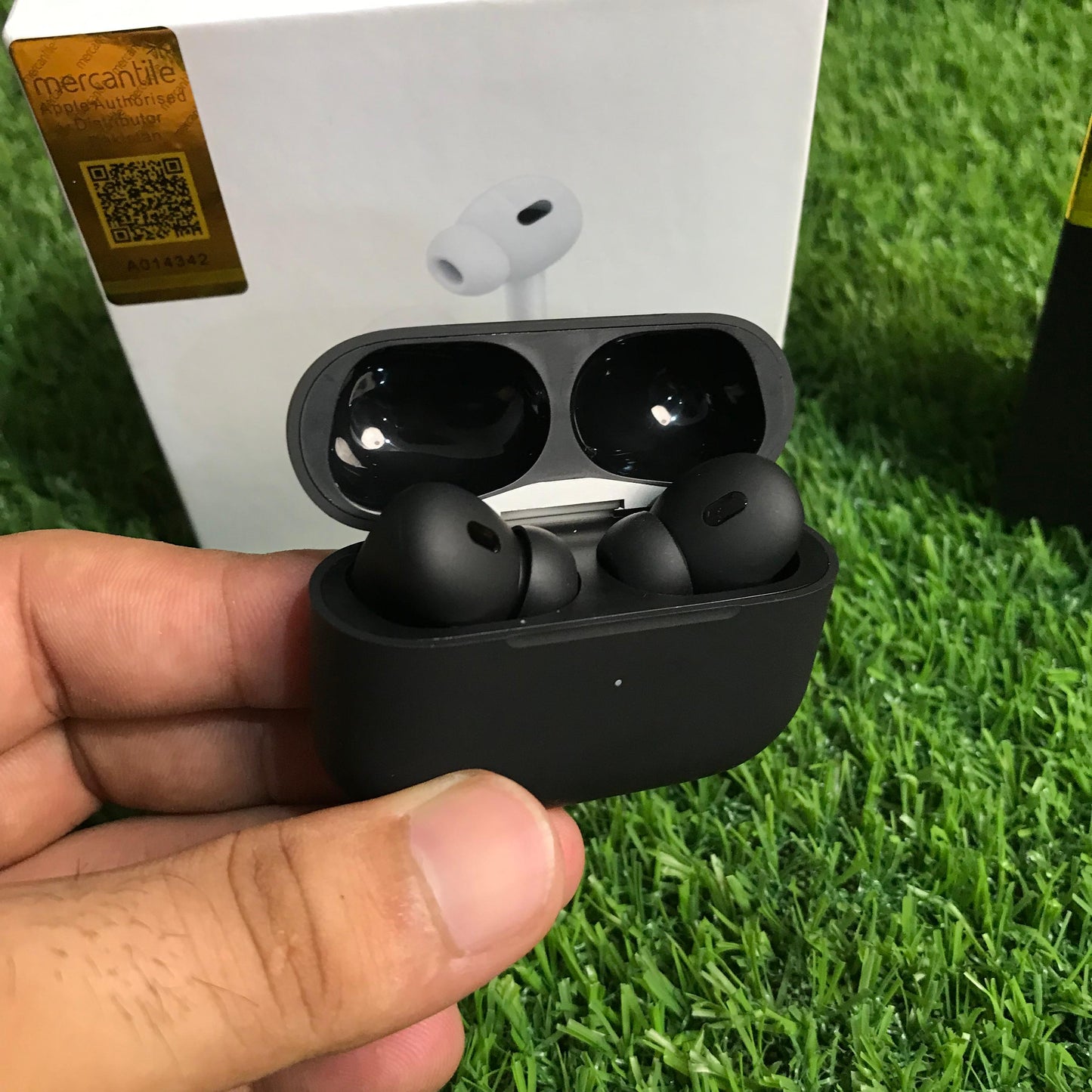 Made in USA AirPods Pro (2nd generation) with MagSafe Charging Case (USB‑C) With Active Noise Cancelling Latest Generation
