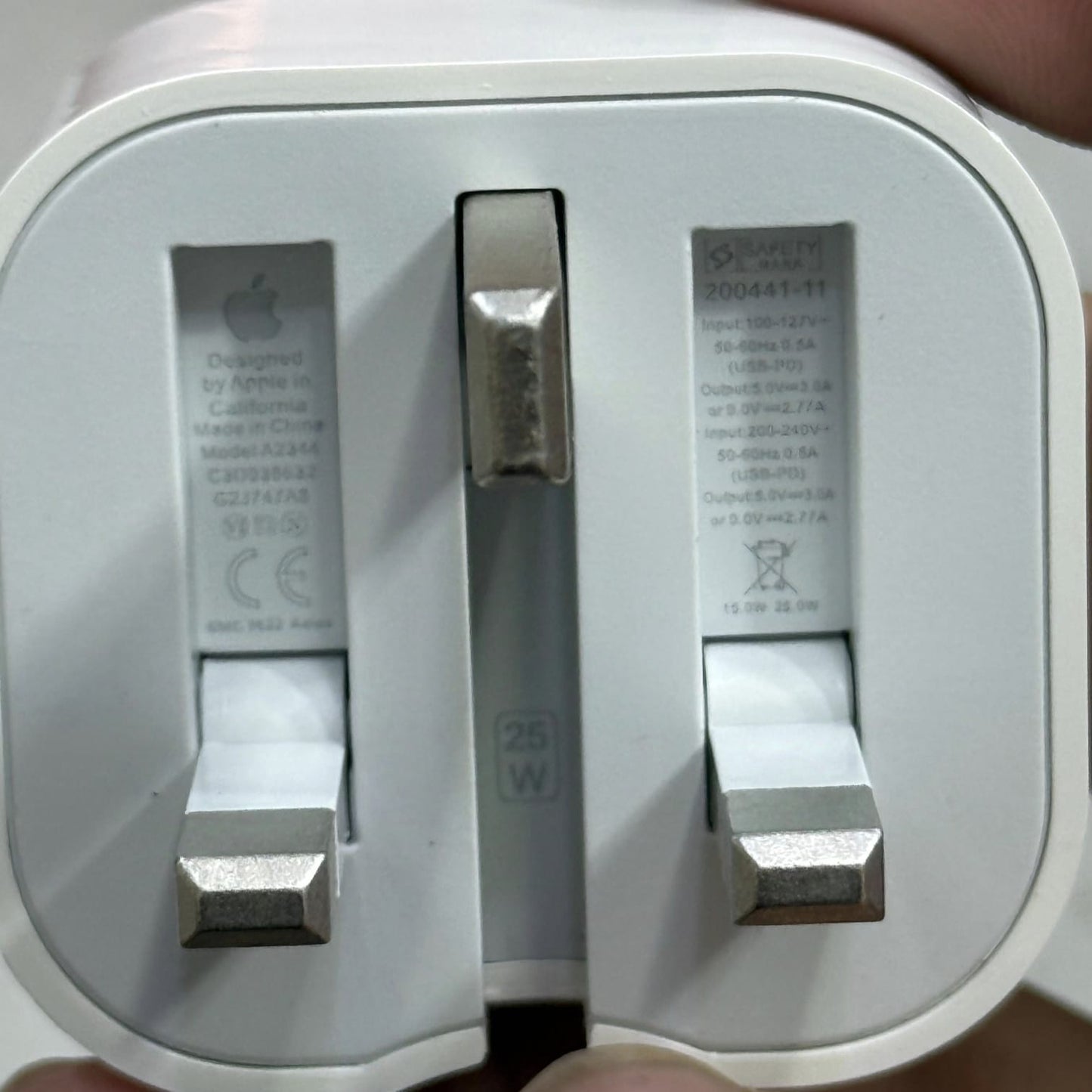 100% Original UK Lot Imported 25W USB-C Charger QC3.0 Fast Charging with Free 2-in-1 Cable